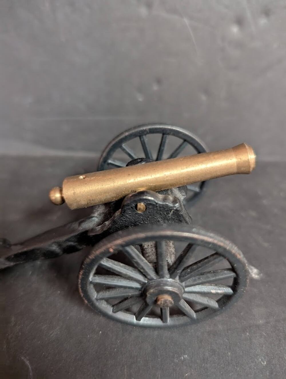 Vintage Cast Iron Brass MFCO Cannon Wheels Battlefield Pull behind Miniature 1/3